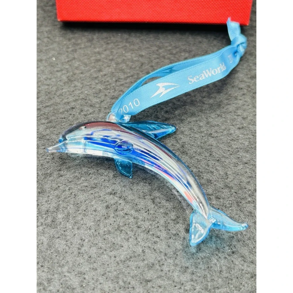 SeaWorld 2010 Blown Blue Swirl Glass Orca  Dolphin Ornament in box New
